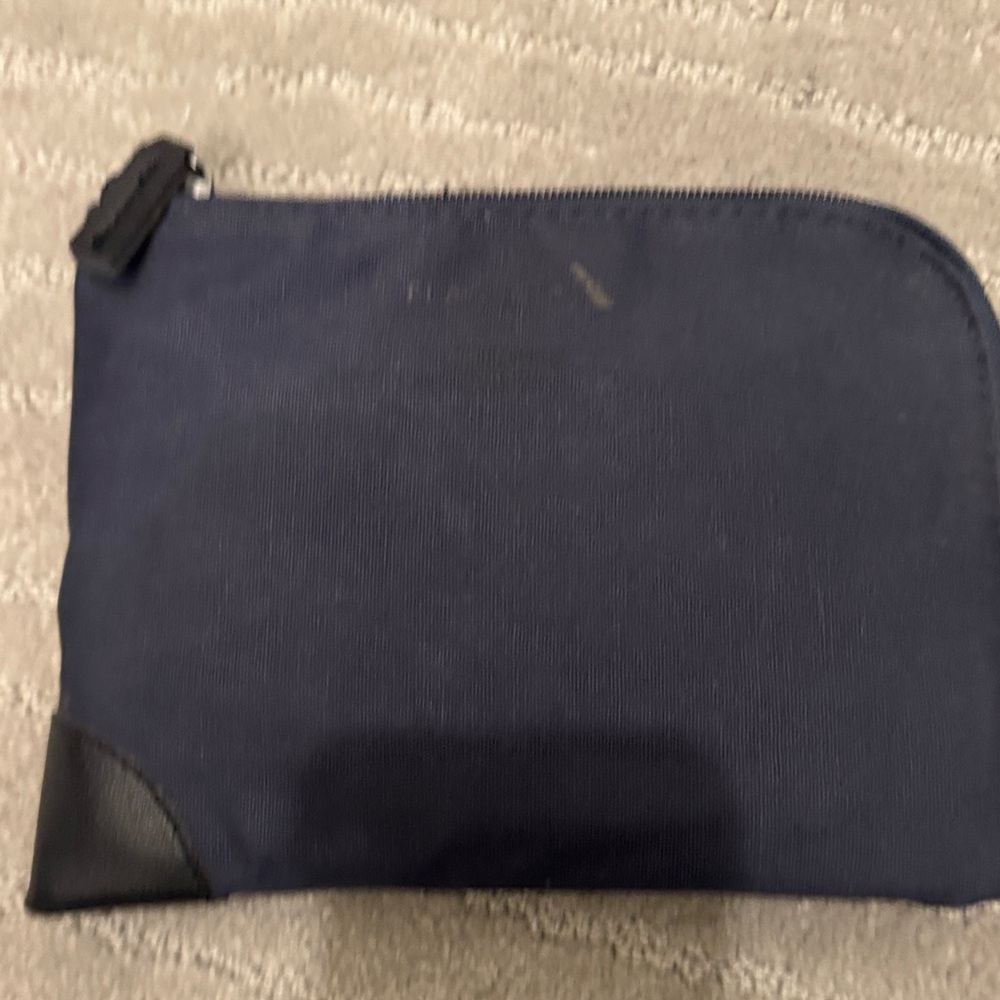 New Navy Blue Shinola Detroit American Airlines Flagship  Pouch Sealed